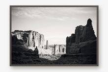 Load image into Gallery viewer, ARCHES IN BLACK & WHITE