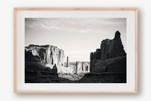 Load image into Gallery viewer, ARCHES IN BLACK & WHITE