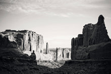 Load image into Gallery viewer, ARCHES IN BLACK & WHITE