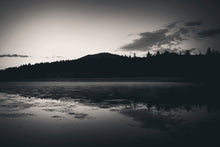 Load image into Gallery viewer, BIG BEAR LAKE SUNSET IN BLACK & WHITE